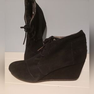 TOMS Wedge Boot - Size 7.5